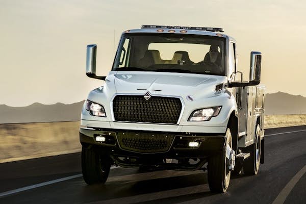 Safe Driving Tips For Truck Drivers