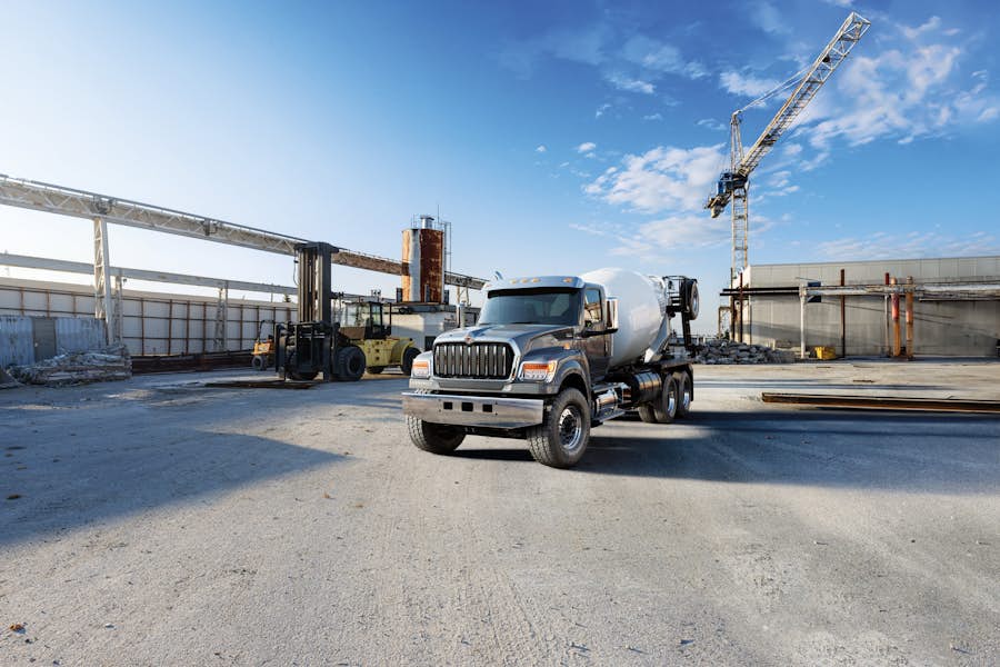 HV Series concrete mixer on construction site